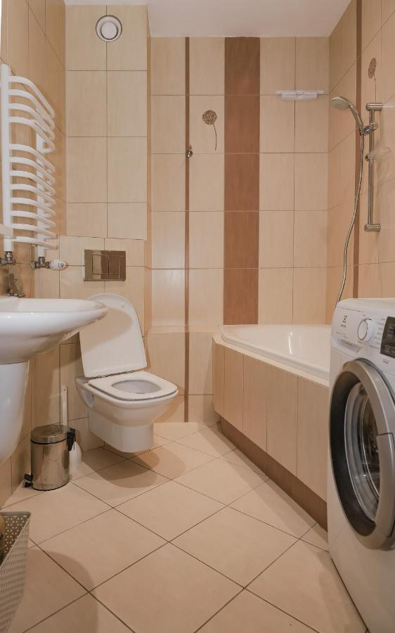 Cosy And Comfortable Apartment In Cracov Krakau Exterior foto